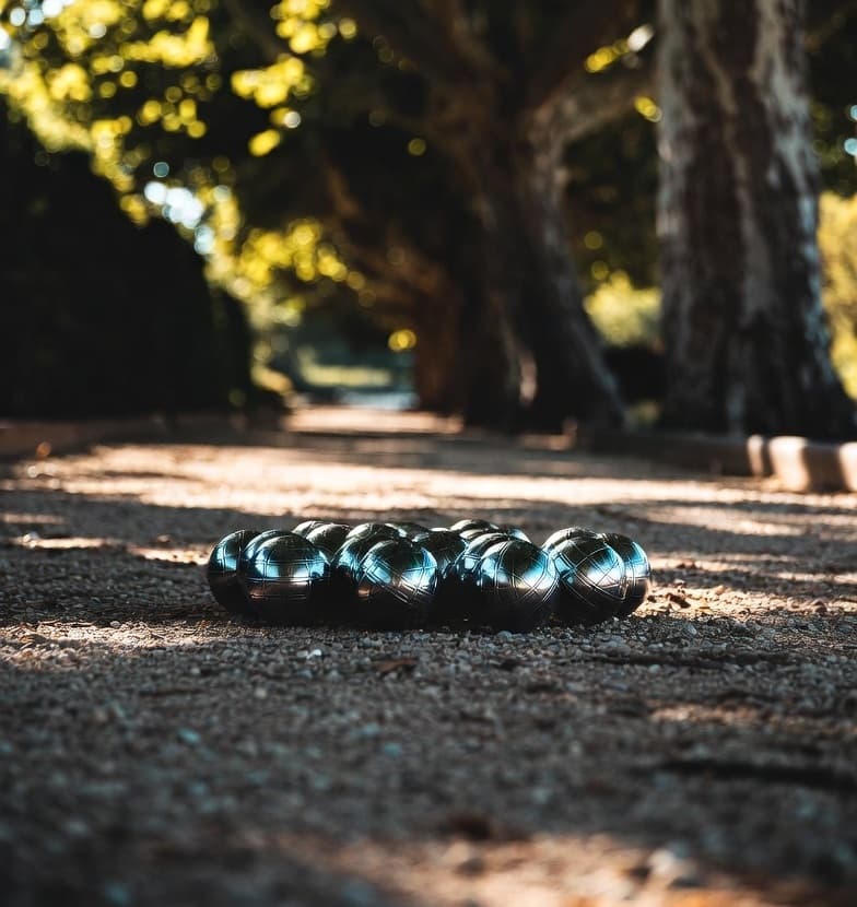 Discover Pétanque, the art of doing nothing perfectly